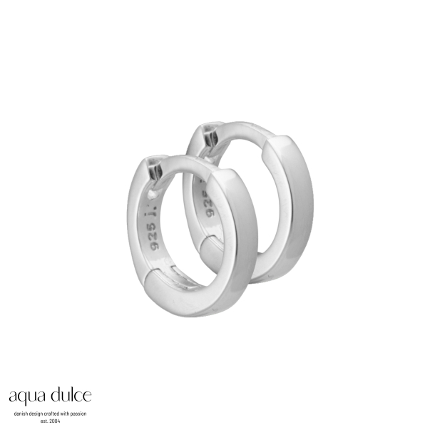 Maude, 10 mm. blank enkelt creol med klikls i sterling slv