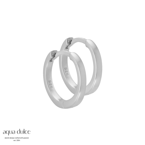 Maren, 13 mm. blank enkelt creol med klikls i sterling slv
