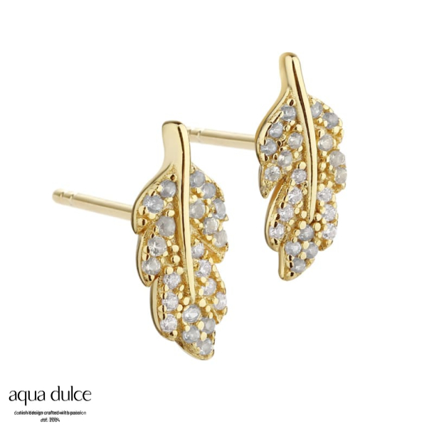 LEONA EARSTUD | GOLDEN