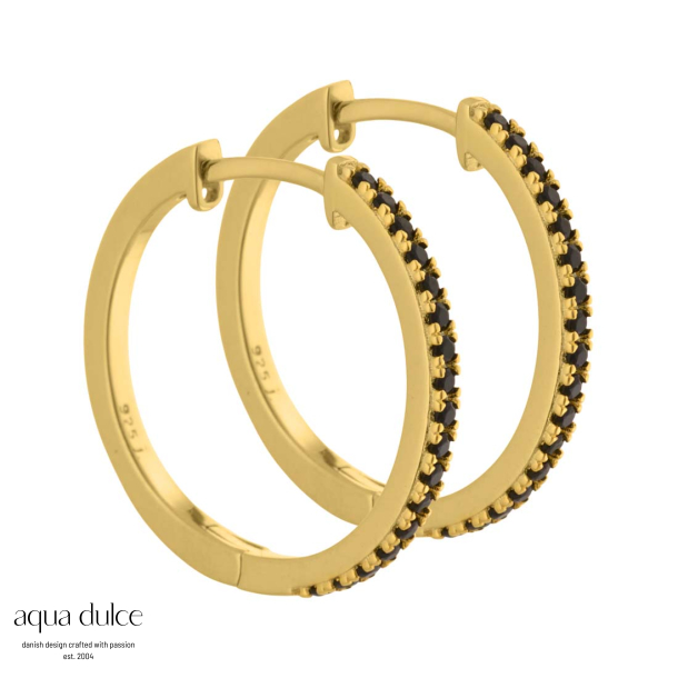 Claire - 20 mm. creoler i forgyldt sterling slv med black diamond zirkonia