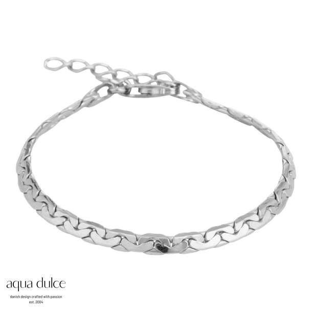 Etta - armbnd i sterling slv 4 mm. bred, flad med mnster. 17 + 3 cm.