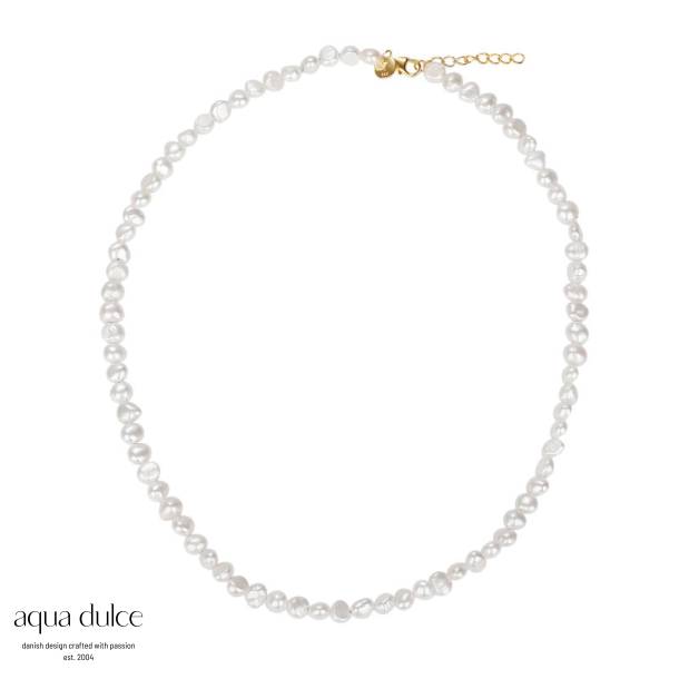 PEARL NECKLACE | GOLDEN