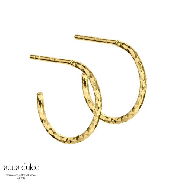 DIAMOND CUT HOOP 15 MM. | GOLDEN