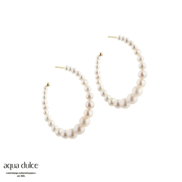 PRETTY NINA GIANT HOOP | GOLDEN