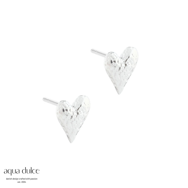 LOVE ME SMALL EARSTUD | SILVER