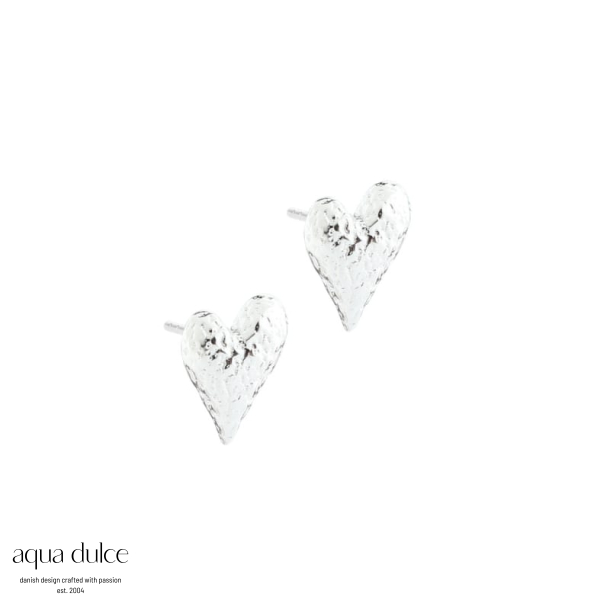 LOVE ME BIG EARSTUD | SILVER