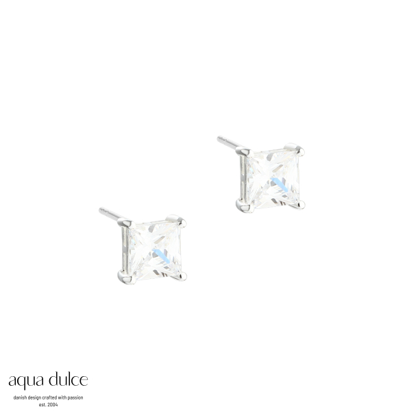 EDGE MEDIUM EARSTUD |  SILVER