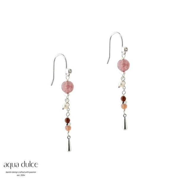 *PEACHY EARHOOK  |  SILVER
