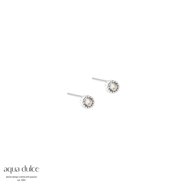 LUMI SMALL EARSTUD | SILVER