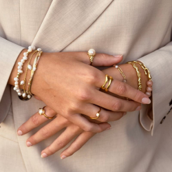 LUNELLA PEARL BRACELET | GOLDEN