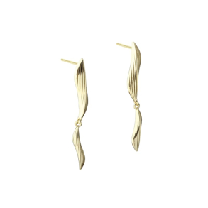 ELARA EARSTUD | GOLDEN