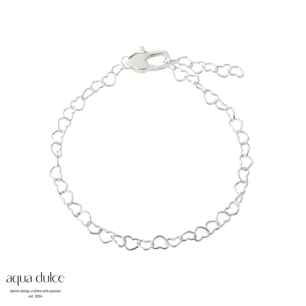 LOVE ME HEART BRACELET | SILVER