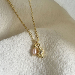 COSTA ROSE NECKLACE | GOLDEN