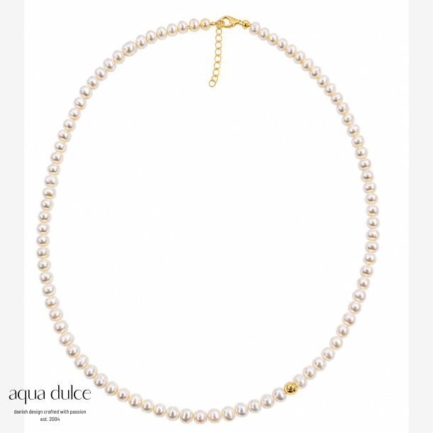 LOVE PEARLS NECKLACE | GOLDEN