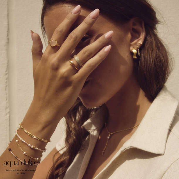 LIORA BRACELET | GOLDEN