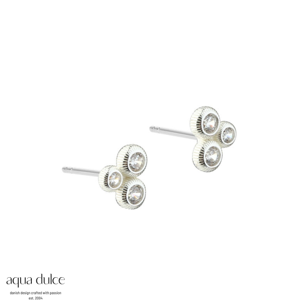 WHISPER DOT EARRING  | SILVER
