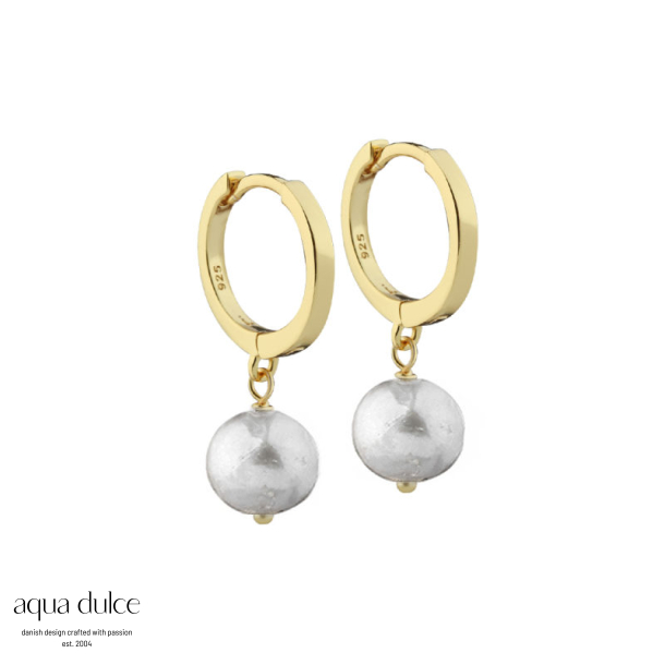 WHISPER PEARL HOOP | GOLDEN