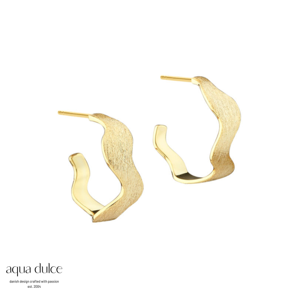 DREAMLIT WAVY HOOP 18 MM. | GOLDEN