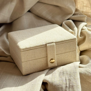 JEWELLERY BOX MEDIUM | SAND - Tarif kode 4202 92 98 90
