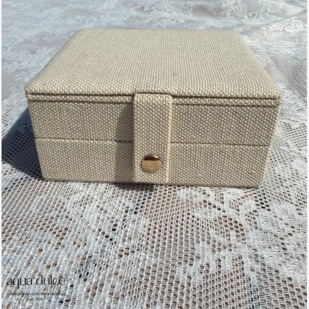 JEWELLERY BOX MEDIUM | SAND - Tarif kode 4202 92 98 90