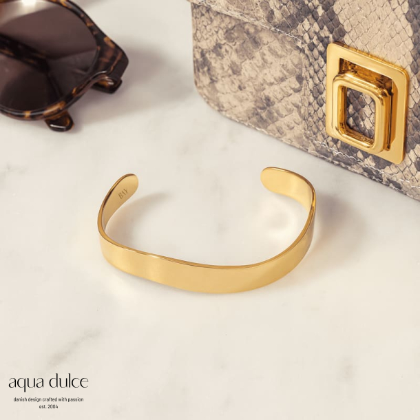SHINE BANGLE