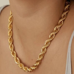 SWIRL NECKLACE  | BAY