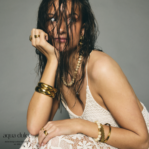 BUTTER NECKLACE  | BAY