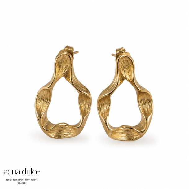 VEYA CURLY HOOP | BAY