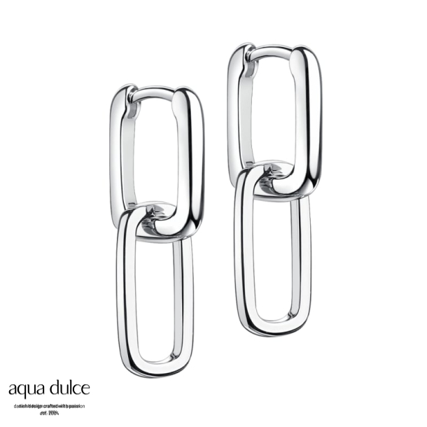 CUBIC, 15 mm. firkantet hoops i sterling slv med firkantet vedhng.