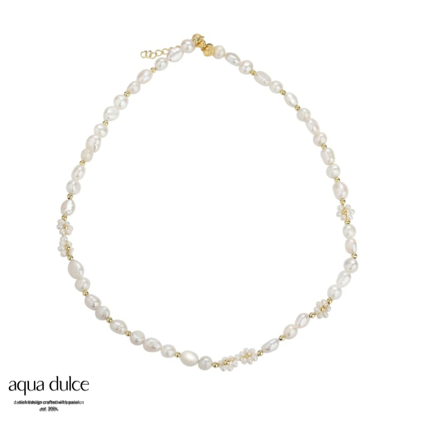 WONDERFUL DAISY NECKLACE | GOLDEN