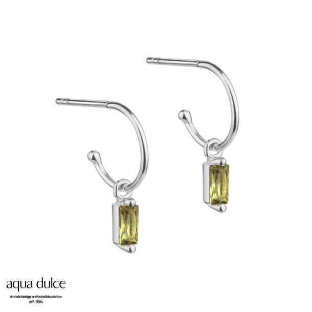 Ally green, 10 mm. creol i sterling slv med lille baguette vedhng med oliven zirkonia.