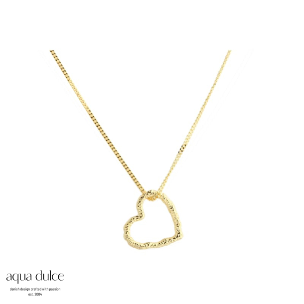 LOVE ME NEW NECKLACE | GOLDEN