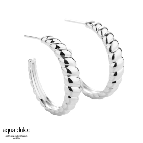 BIG SUKI, 30 mm. Creoler i sterling slv med snoninger