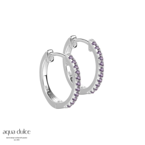 Rie, 15 mm. smalle creoler i sterling slv med lilla zirkonia.