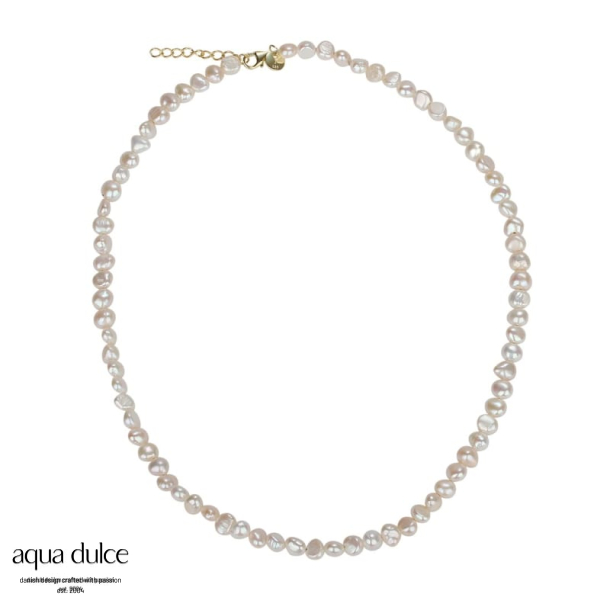 PEARL NECKLACE | GOLDEN