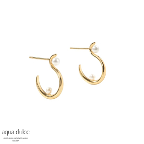 SWAN PEARL HOOP MEDIUM | GOLDEN