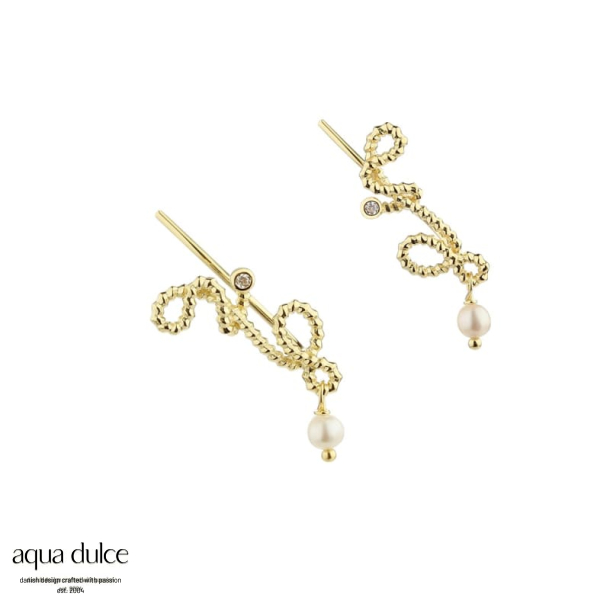 SWIRL LOVE UP THE EAR | GOLDEN