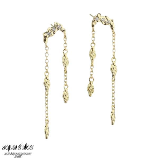 *MILENA EARSTUD | GOLDEN