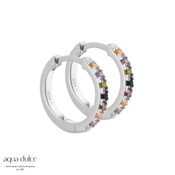 Vigga - 15 mm. creoler i sterling slv med lilla, rg, sorte, champagne & oliven zirkonia